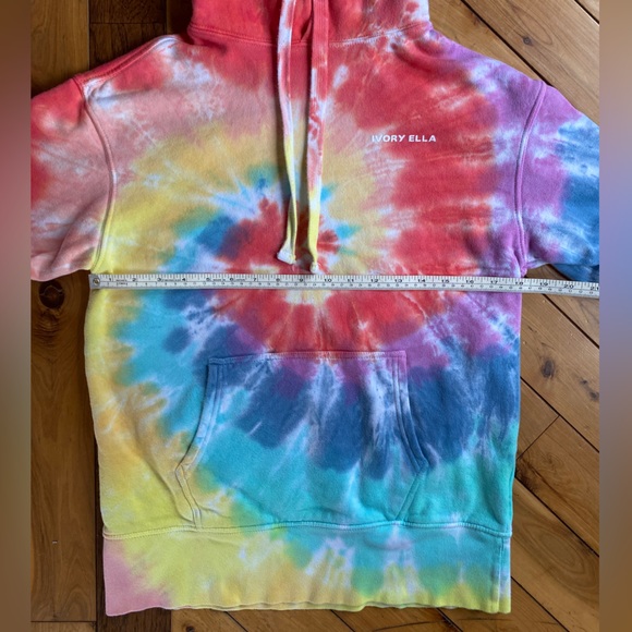 3/$20 ivory ella tie-dye hoodie, size XS - Picture 9 of 12